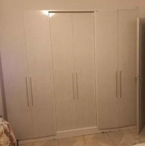 Guarda roupa 6 portas