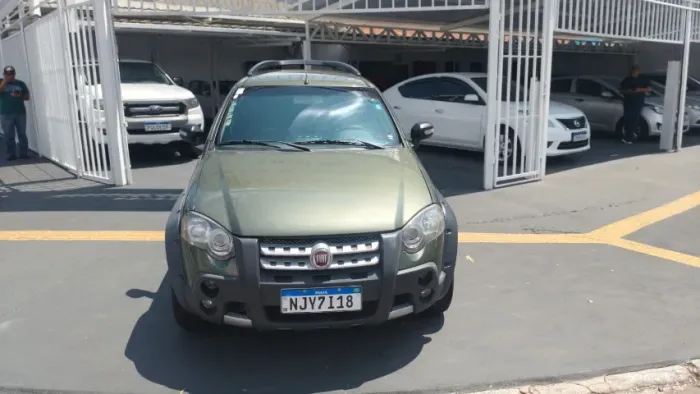 Fiat Palio Week.adv.lock.dualogic 1.8 Flex 2010