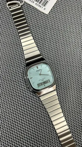 Relógio Casio AQ-240E-2ADF (Novo na caixa)