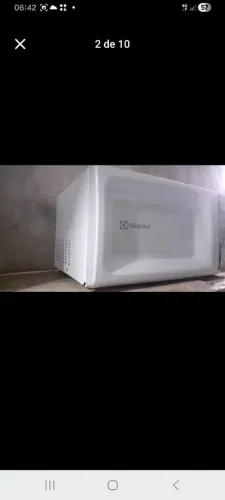 Microondas da Electrolux de 34L.C/QR code de receitas e relogio azul.muito novo!