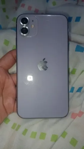 iPhone vitrine 11 