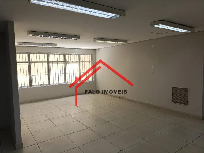 Aluguel de Sala Comercial no Centro de Osasco - 3 salas, 3 banheiros, 220 m² - Oportunidad
