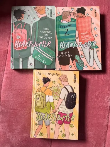 Kit três livros Heartstopper capa dura