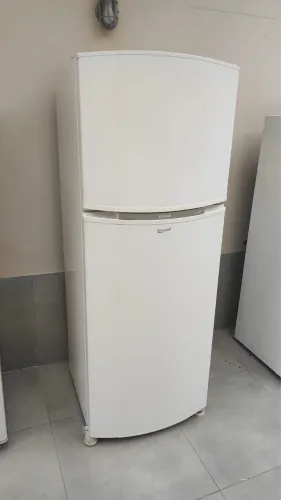 Vendo geladeira consul