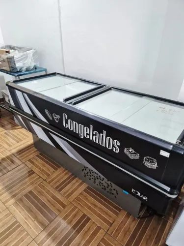 Ilha de Congelados 2 metros
