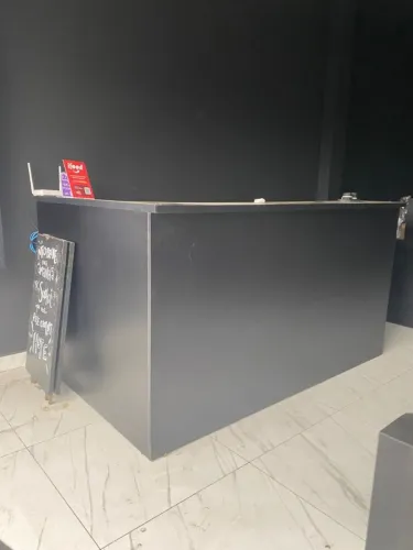 BALCÃO MDF PRETO 2070X1360X1130 - ALTURA ÁREA DE TRABALHO 830
