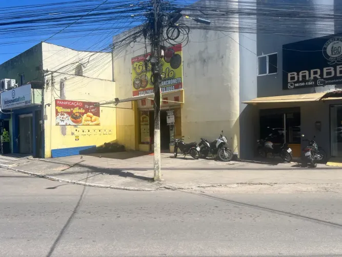 VENDO PREDIO COMERCIAL NO FEIRINHA DO TABULEIRO