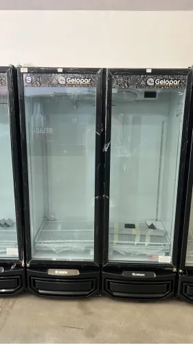 Cervejeira 2 portas 950 litros Gelopar nova pronta entrega 