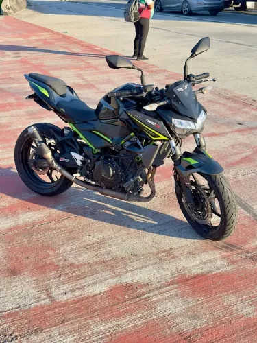 Kawasaki Z400