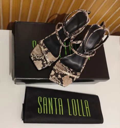 Sandálias Santa Lolla, novas sem uso tamanho 34