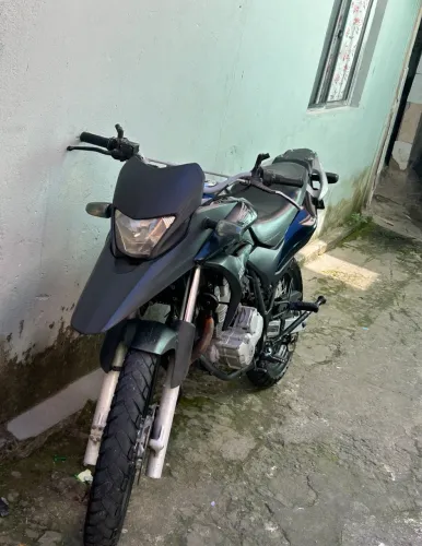 VENDO XRE 2012 ( SOMENTE VENDA)