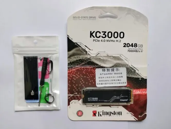 SSD Kingston KC3000 2TB M.2 NVMe PCIe 4.0 + Kit Dissipador