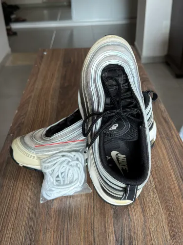 Nike Air Max 97, no colorway Reflective silver Usado