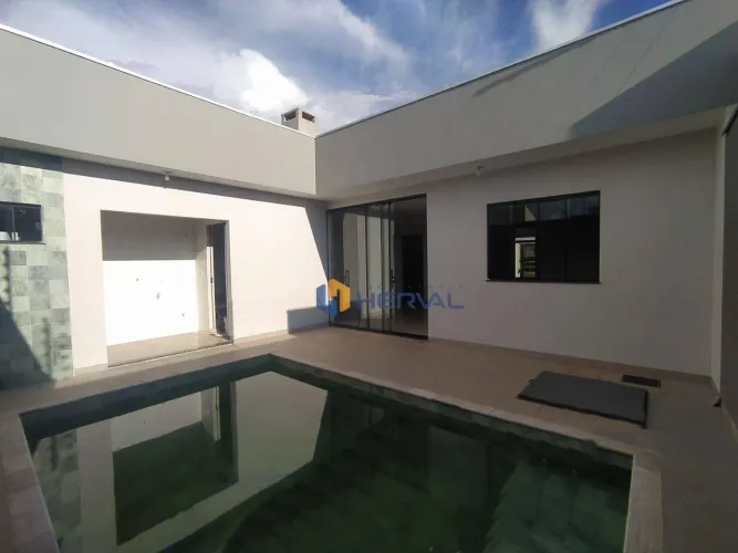 (Aceita troca) Casa com 3 quartos e 138 m² à venda por R$ 775.000,00 no Jardim Espanha em