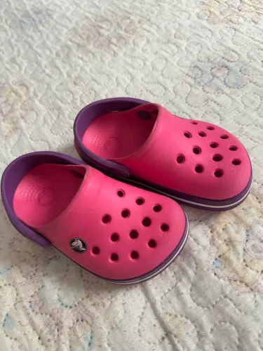 Crocs infantil