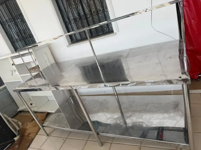 Mesa Inox