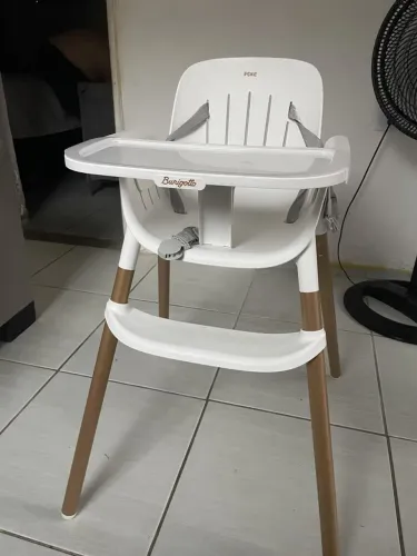 Cadeira de alimentação