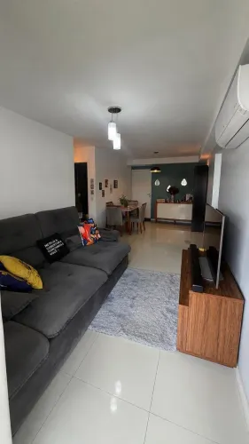 Apartamento à venda na Avenida dos Mananciais, Taquara, Rio de Janeiro - RJ