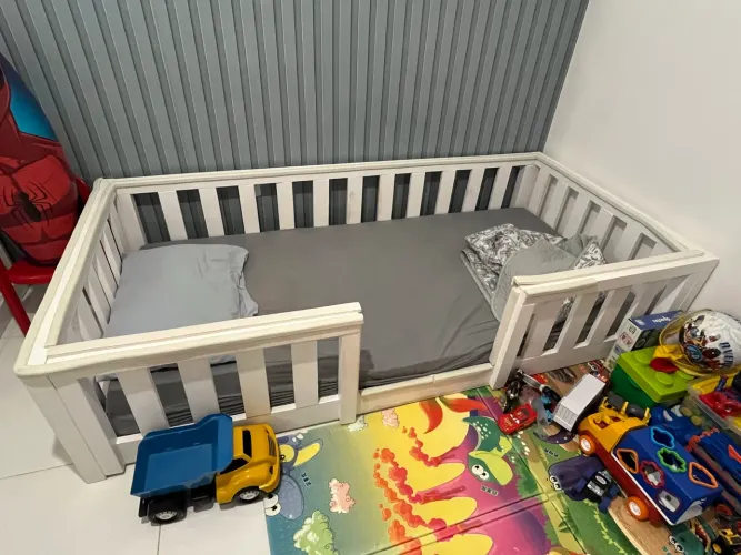 Cama montessoriana madeira maciça planejada