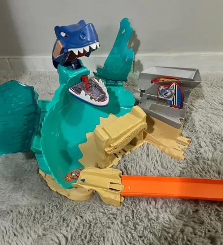Pista Hot Wheels City Ataque do Tubarão - Mattel