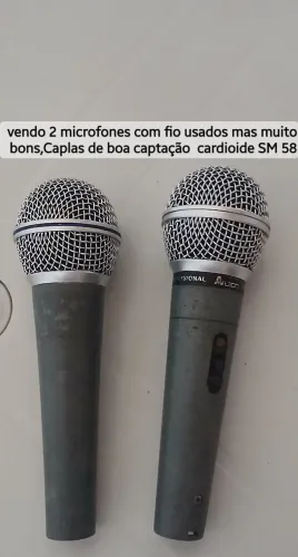 Vendo 2 Microfones arcano SM 58 em ótimo estado de conservação cardioide 