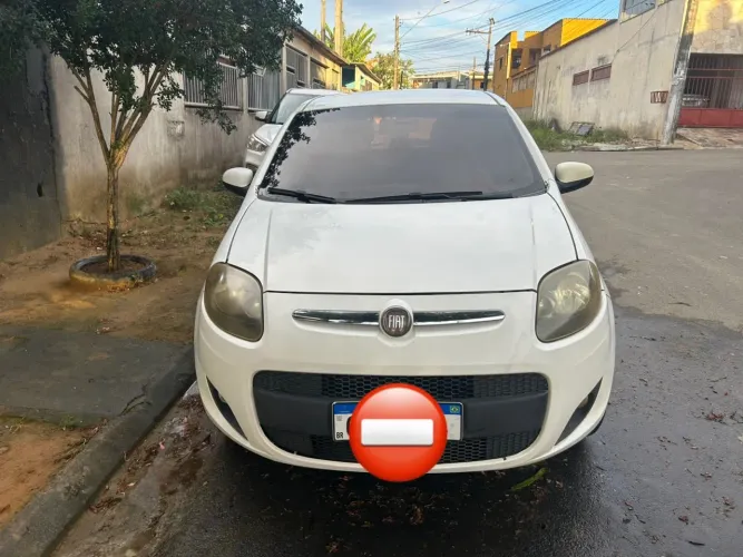 Fiat Palio Attractive 1.0 EVO Fire Flex 8V 5P 2012