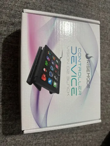 Mesa Controladora de Stream Rise Mode Vision 02 Alumínio, 15 Teclas LCD, Premium, Preto