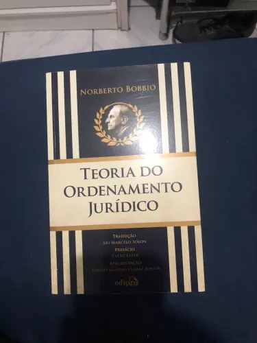 Teoria do Ordenamento Jurídico - Norberto Bobbio