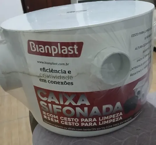 caixa sifonada 250mm x 150mm ou 180m com saída dn 50/75 com 3 entradas