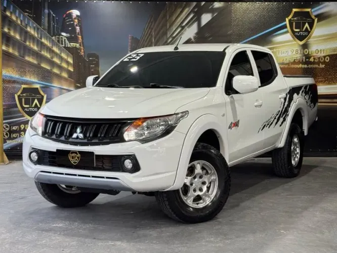 Mitsubishi L200 Triton Sport GL 2.4 Diesel 2023