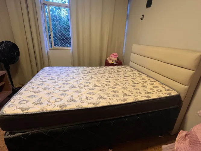 Vendo cama box + colchão ortobom + cabeceira. 