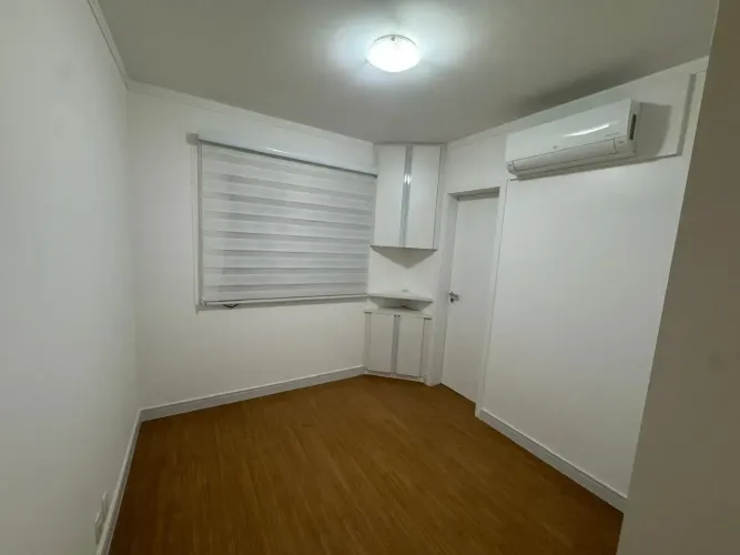 Imóvel para aluguel possui 127 metros quadrados com 4 quartos