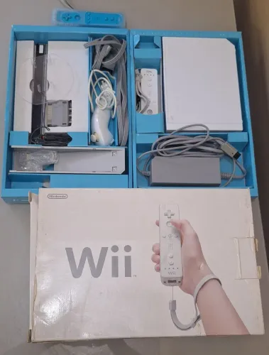 Nintendo wii desbloqueado + 1 controle com 10 jogos