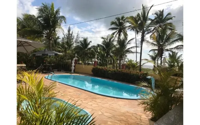 Maravilhosa Pousada, 12 apartamentos com suíte, salão de café com cozinha e 2 banheiros (s