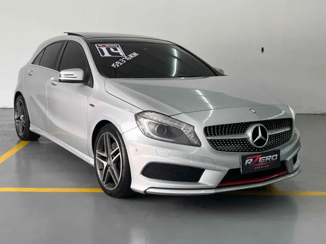 Mercedes-Benz A-250 2.0 TB Hatch 2014