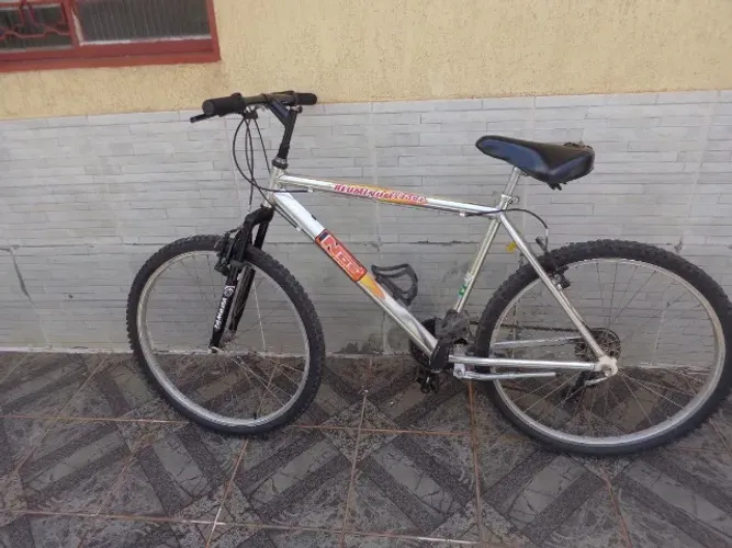 Caloi Aluminio Aro 26 com Marcha Shimano bem conservada