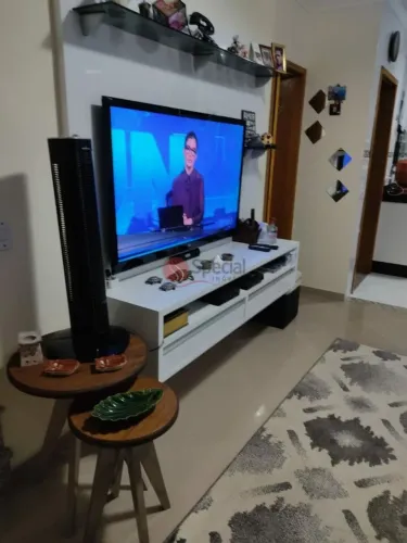 Casa em condomínio fechado com 2 dormitórios e 2 suítes na Penha