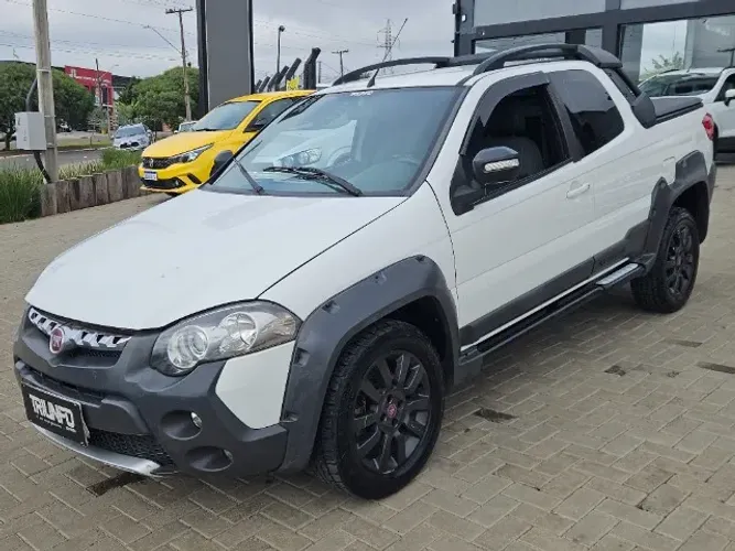 Fiat Strada Adventure1.8/ 1.8 Locker Flex CD 2019