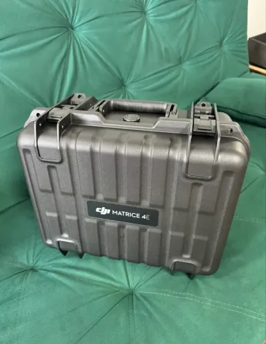 DRONE DJI MATRICE 4E COMBO ( 3 BATERIAS ) ANATEL BR NACIONAL