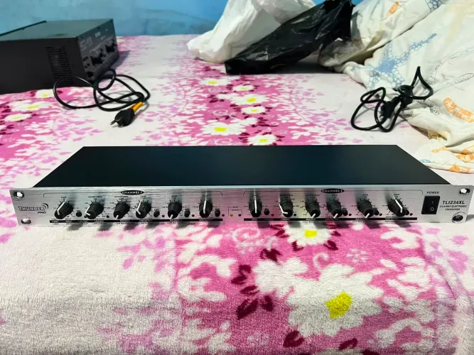 Crossover Thunder Light TLI 234 XL