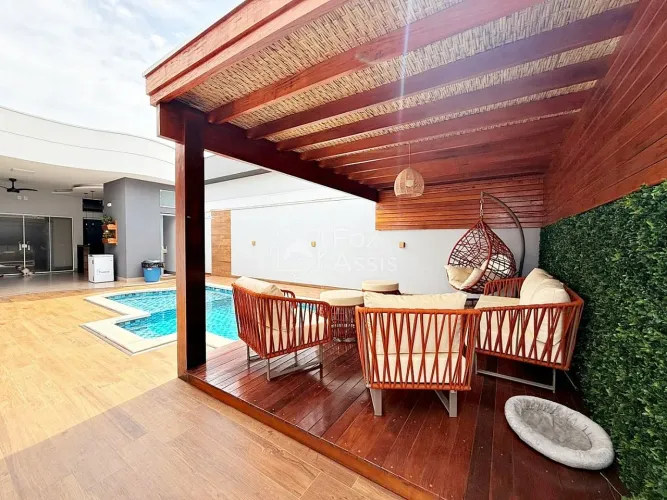 Casa á venda Condomínio Mac knight.