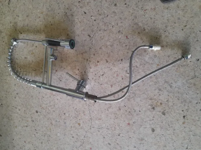 Torneira dupla para restaurantes