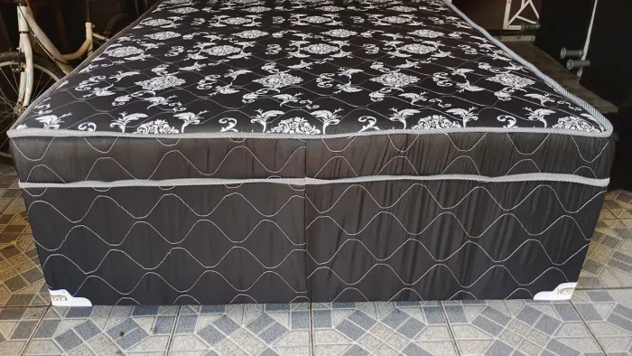 Cama box