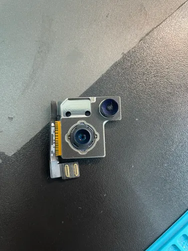 Câmera iPhone 13 