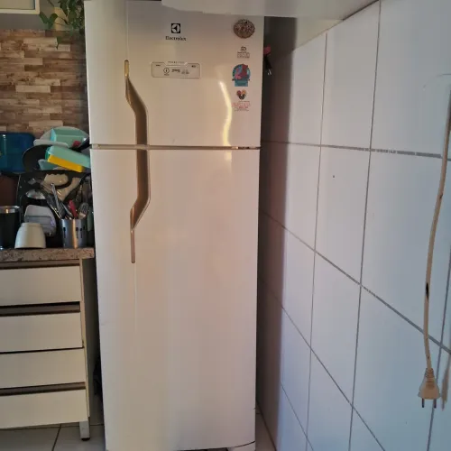 Geladeira Duplex Eletrolux frost free painel digital externo