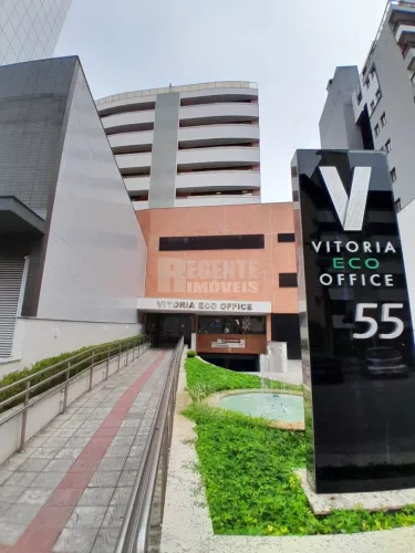 Ótima sala comercial para locação no bairro Itacorubi!