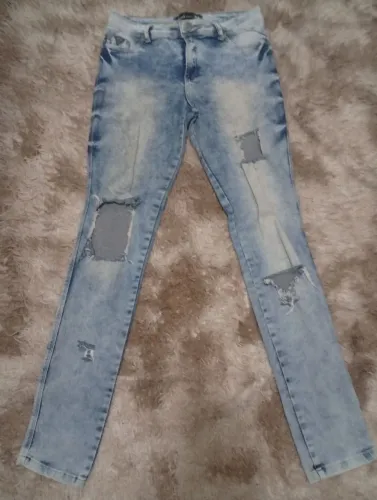 Calça skiny azul super estilosa