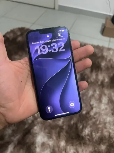 iPhone 13
