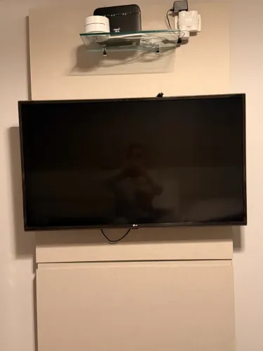 Smart TV LG 42 polegadas - ótimo estado