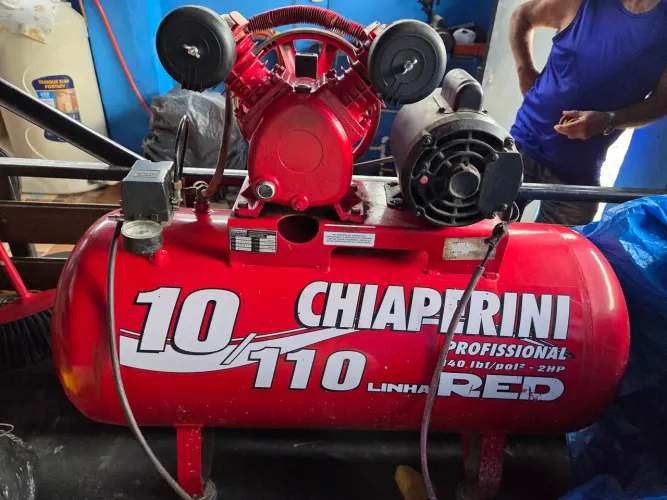 Compressor Chiaperini Red 10 110 Lts 140 Lbs 2 Cv 220v
